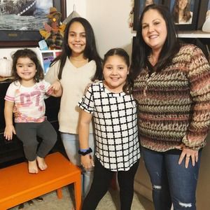 Meet your Posher, Carly